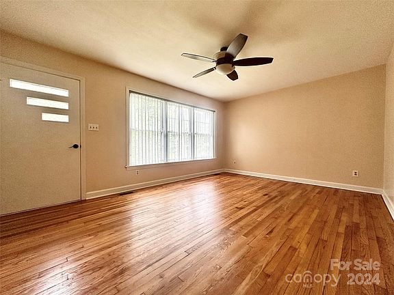 5th image of 1151 Dusty Oak Ln