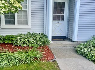 28 Kent Ct, Middletown, NY 10940
