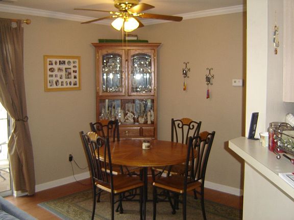 4th image of 300 Blue Water Ct Unit 204