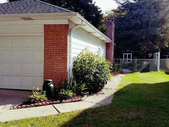 4th image of 11314 Runnells Dr