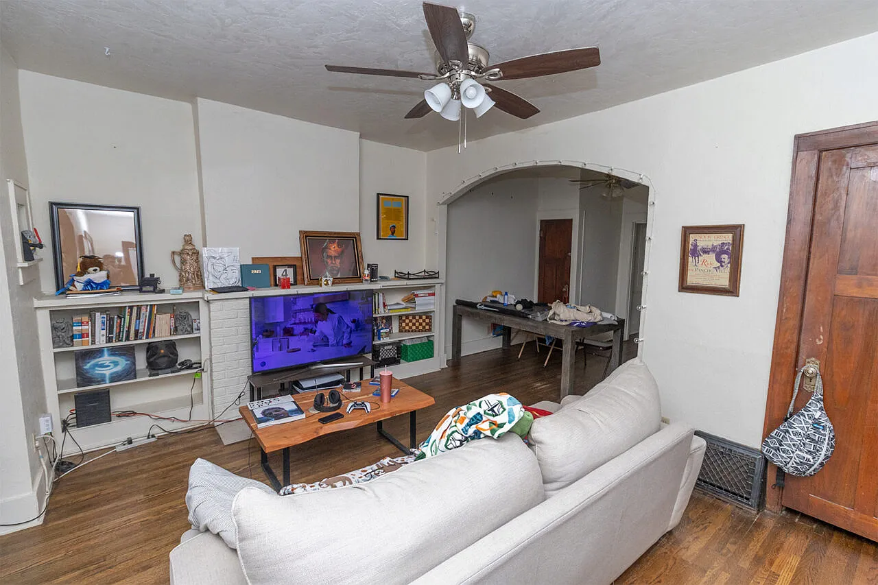 1 bed, 765 sqft, $925 — Photo 3