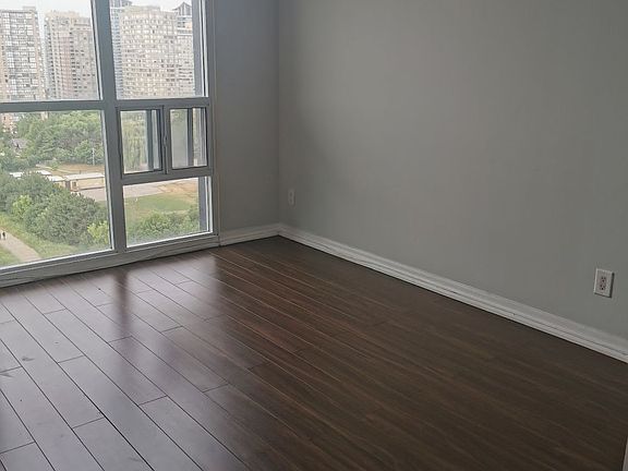 3rd image of 223 Webb Dr #1103
