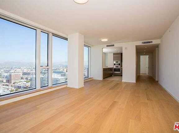 5th image of 889 Francisco St Unit 3106