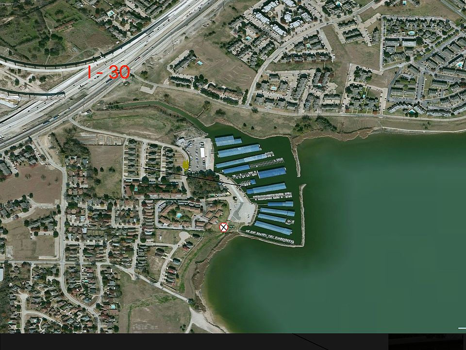 1st image of 5922 Marina Dr #33