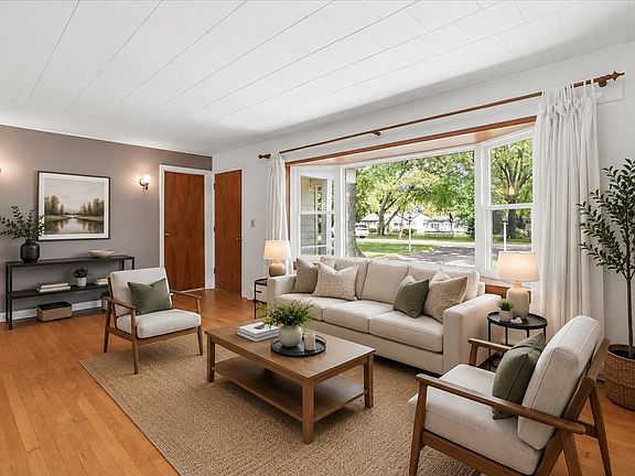 2nd image of 21417 W Honey Ln