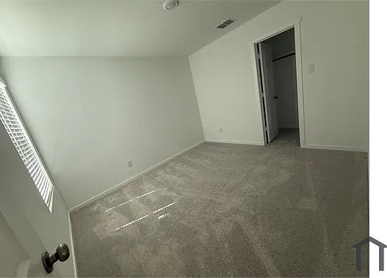 4 bed, 1951 sqft, $3,400 — Photo 4
