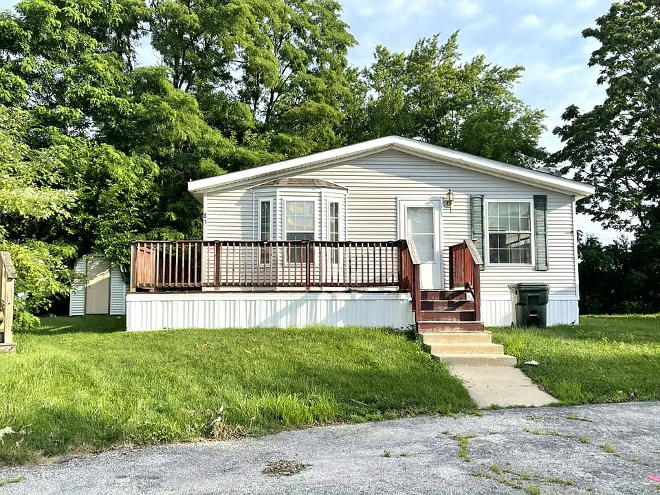 83 Brenner Ct