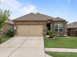 320 Cyril Dr, Hutto, TX 78634