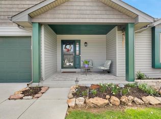 1134 Claycrest Cir, Saint Charles, MO 63304