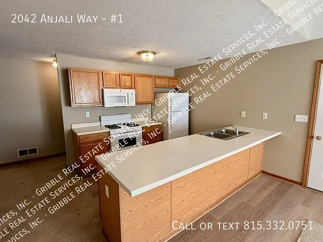 2042 Anjali Way #1 — Photo 6