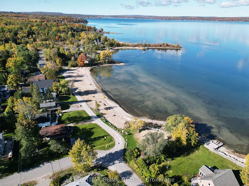 2nd image of 136 Limestone Rd