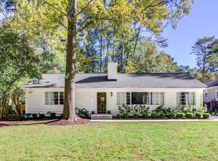 2095 Brookview Dr NW, Atlanta, GA 30318