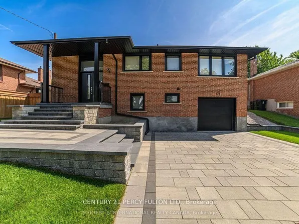 171 Sloane Ave, Toronto, ON M4A 2C2