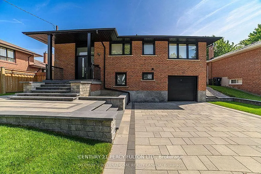 171 Sloane Ave photo 1