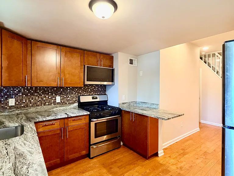 4119 Brandywine St — Photo 6