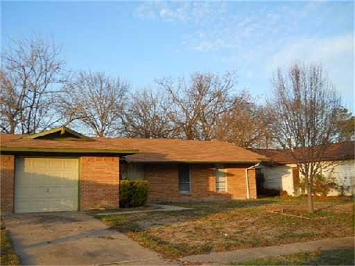 1st image of 3113 Lariat Ln