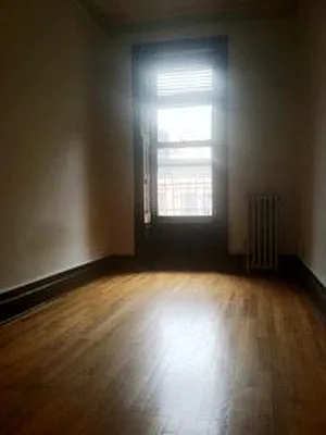 Rented by Town Residential | media 28