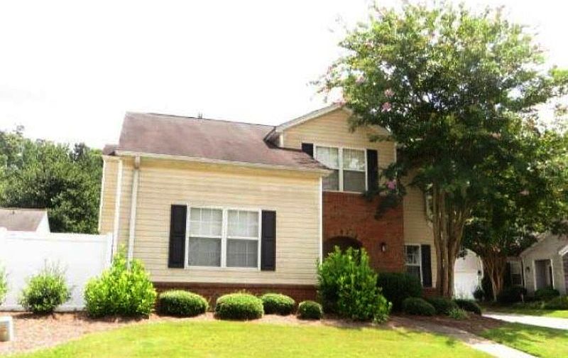 2nd image of 400 Windcroft Cir NW