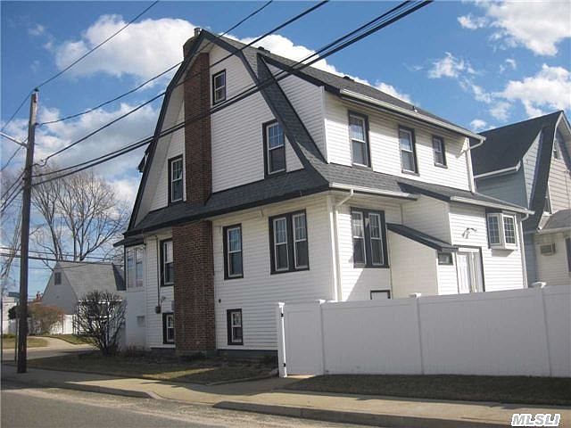 1st image of 3238 Weidner Ave