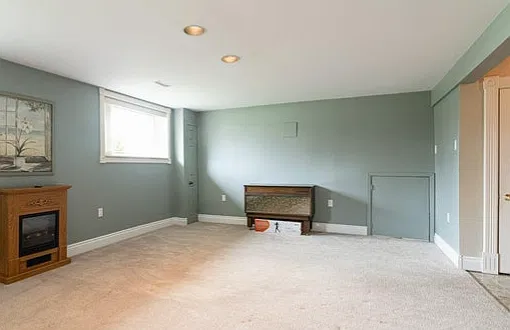 Single Family Home For Rent — Photo 2