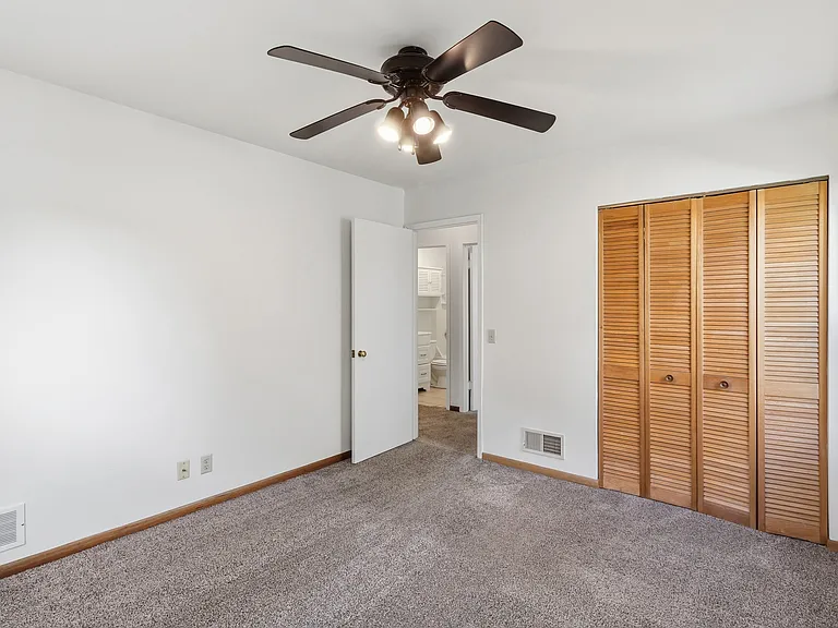 3485 Hargrove St — Photo 21
