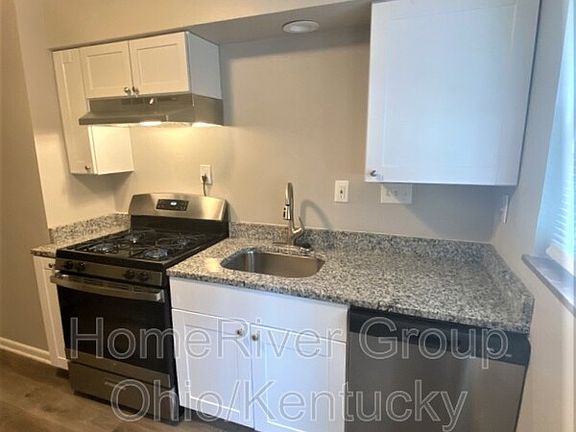 5th image of 5209 Lillian Dr
