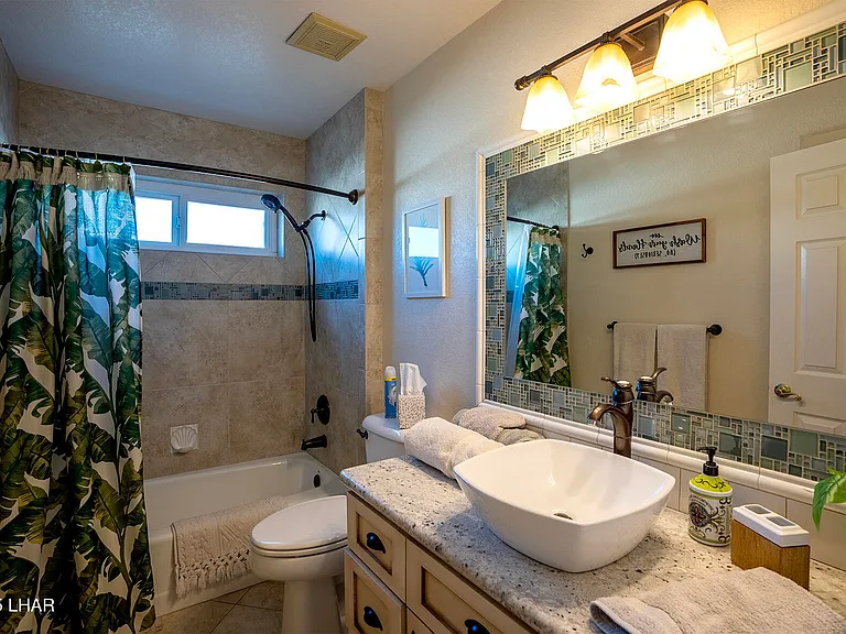 2906 Daytona Ave — Photo 21