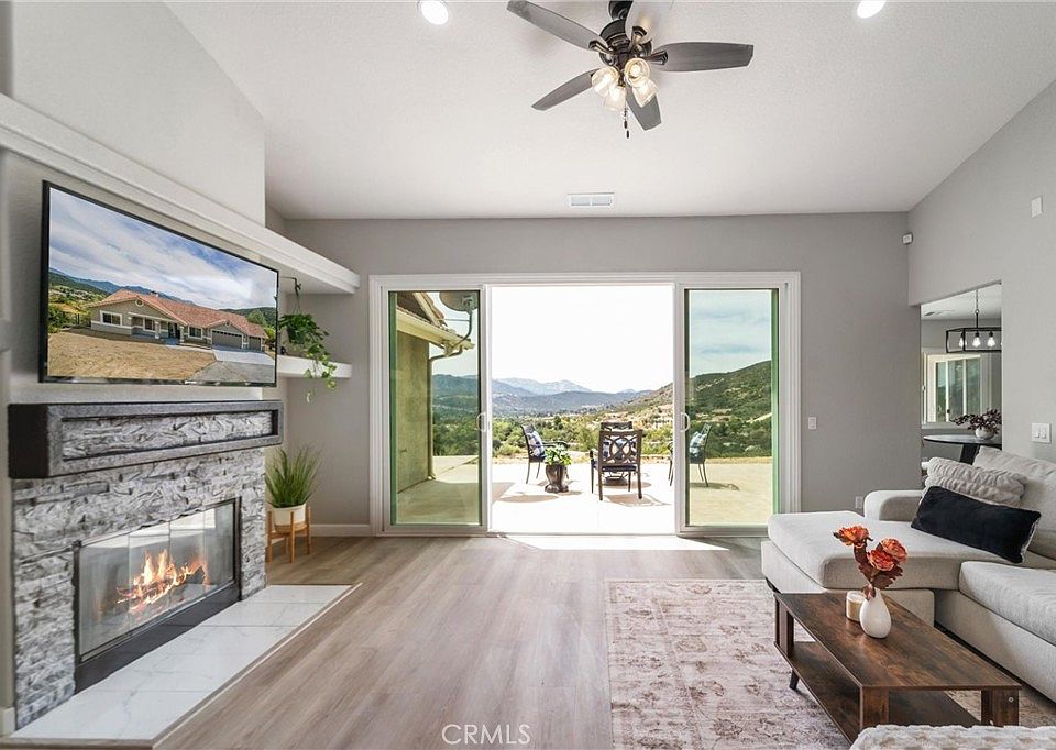 1st image of 23164 Vista Ramona Rd