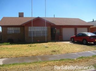 816 Trailing Heart Rd, Roswell, NM 88201