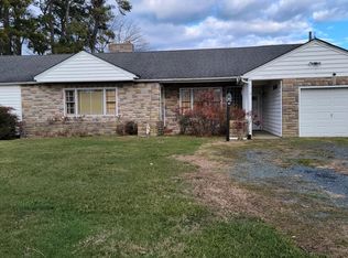 25185 Parksley Rd, Parksley, VA 23421