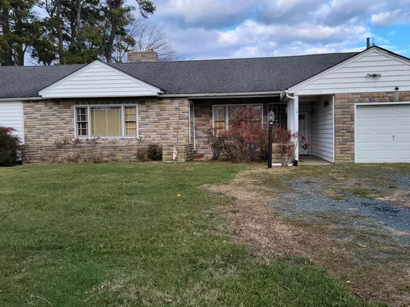 25185 Parksley Rd, Parksley, VA 23421