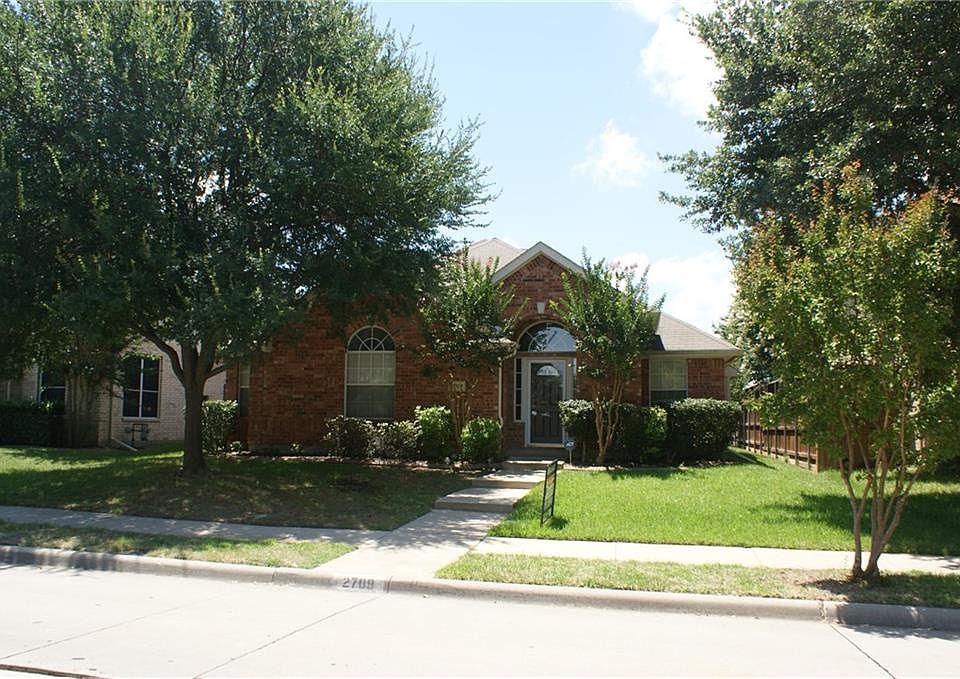 1st image of 2709 Vail Dr