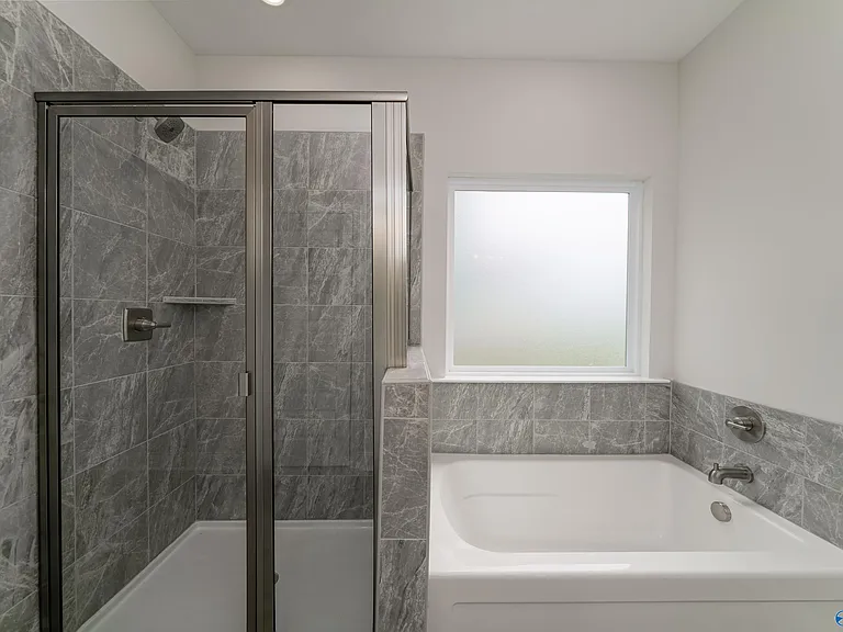 408 Summit Lakes Dr — Photo 7