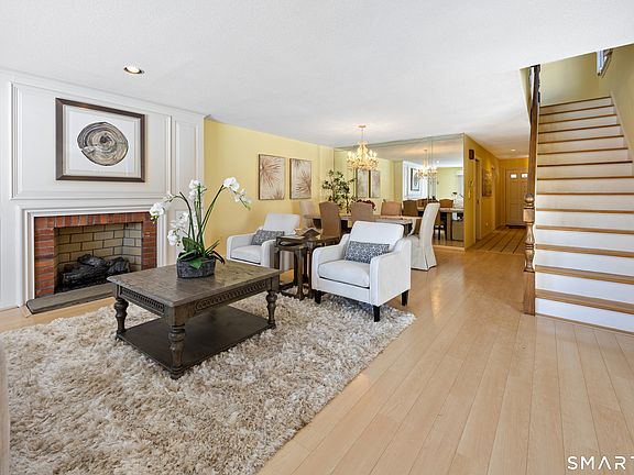 3rd image of 580 Mountain Road APT C