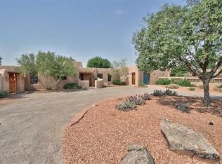 364 Mission Valley Rd, Corrales, NM 87048