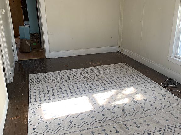 5th image of 171 Callodine Ave Floor 2