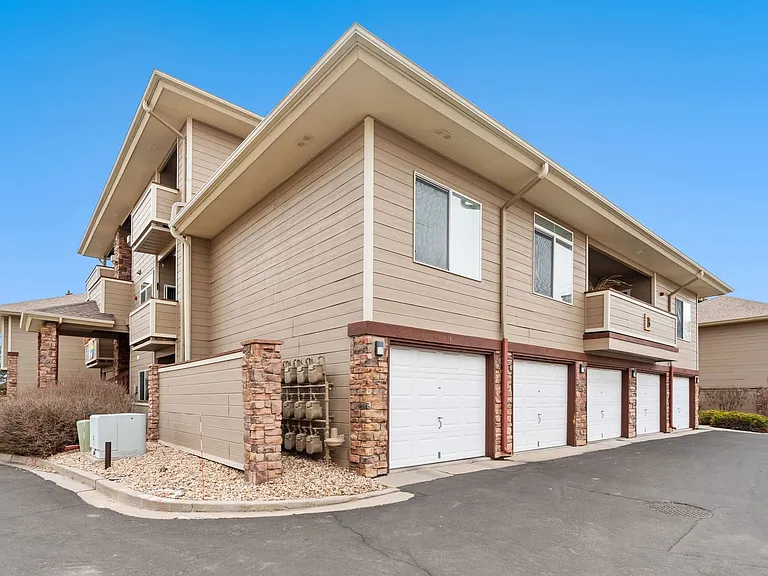 4545 Wheaton Dr #B230 — Photo 25