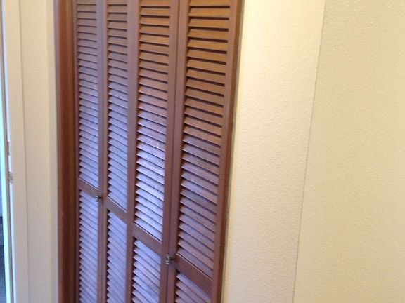 5th image of 2092-2098 Monroe Ave #2110