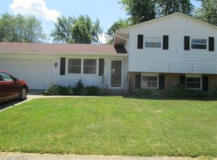 4735 Hollyview Dr, Vermilion, OH