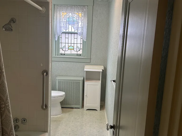 1721 Brownsville Rd #1 — Photo 5