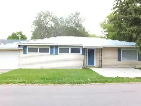 1013 7th St E, Polson, MT 59860