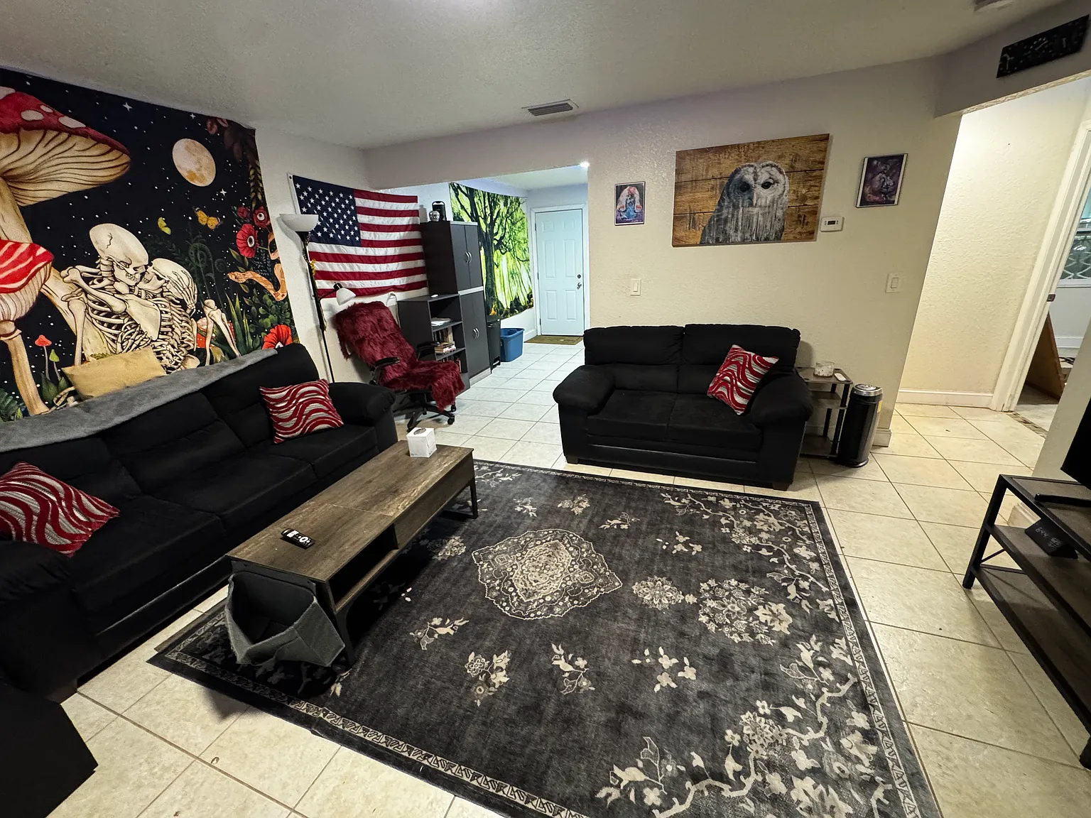 2 bed, 888 sqft, $1,900 — Photo 2