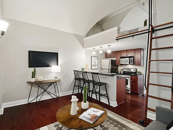 3rd image of 1 Academy Cir Unit 117