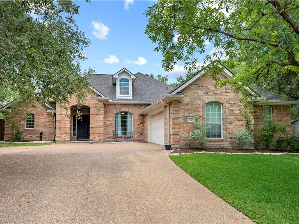 4420 Edinburgh Pl, College Station, TX 77845