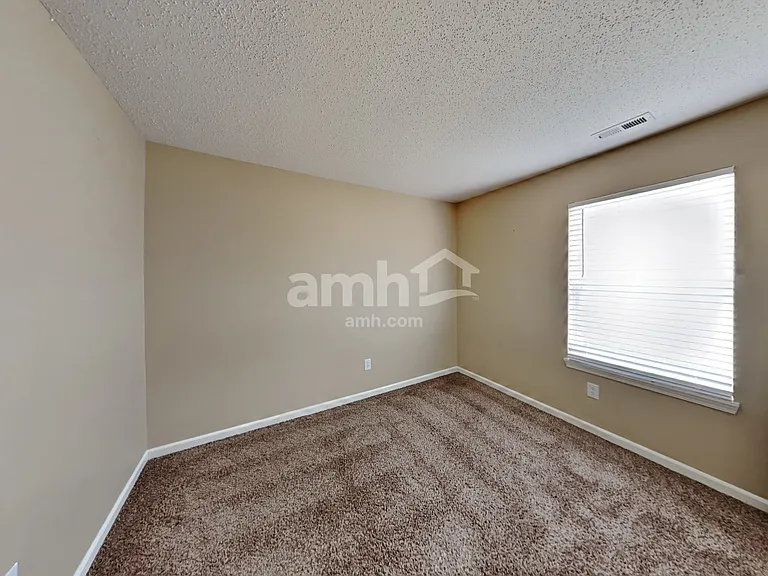 9724 Thomas Ln — Photo 21