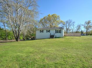 150 Gambill Ln, La Vergne, TN 37086