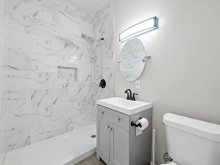 1119 Waugh Dr #4 — Photo 25