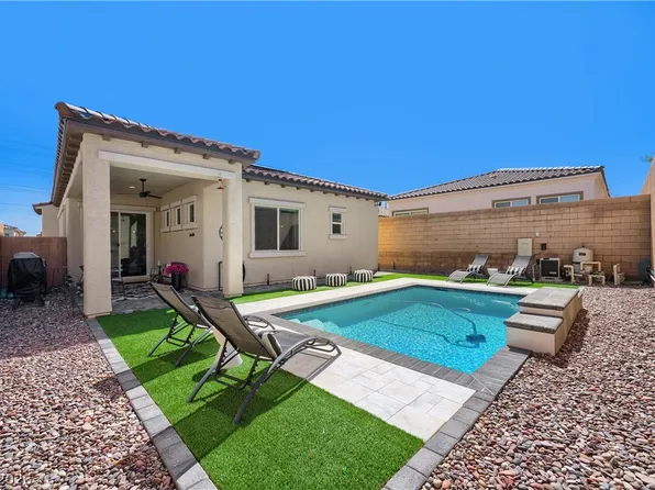 8239 Desert Madera St, Las Vegas, NV 89166