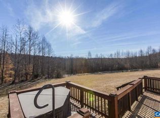 647 Morgans Hill Rd, Arvonia, VA 23004