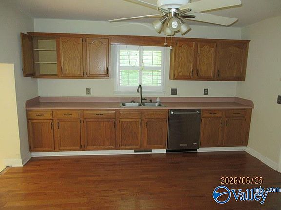 2nd image of 3608 Shay Cir NW
